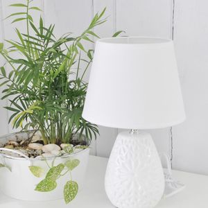 Lampy na noční stolek,vybavení a dekorace